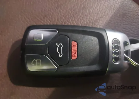 2018 Audi Q5 2.0T Premium/2.0T Tech Premium z USA, uszkodzony, nr VIN WA1BNAFY9J2091802